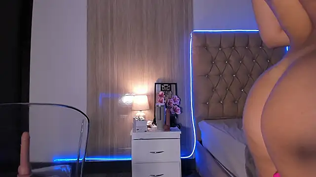 Maddyluxe's cam snapshot