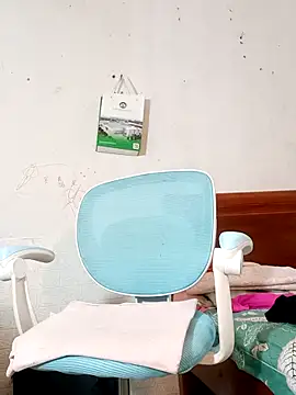 MilkShow live sex cam