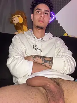 bigryann23 live sex cam