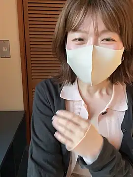 momo_yuipu's cam snapshot