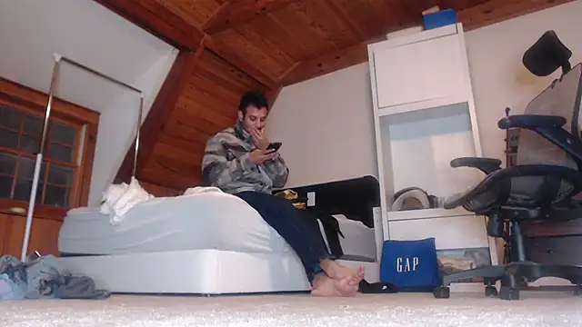 cashmasterzobistone's cam snapshot