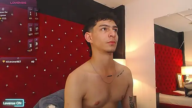 Logan_Woods's cam snapshot