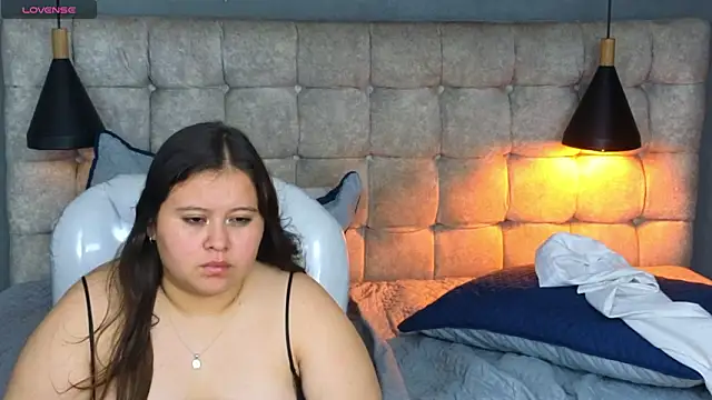 Laia_and_Aloby live sex cam