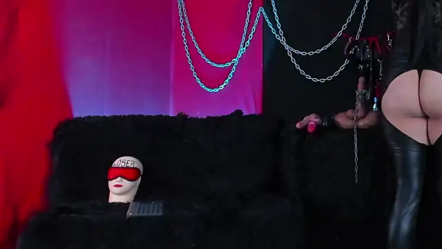 KatrinaStone's cam snapshot