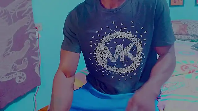 miltonjjakee's cam snapshot