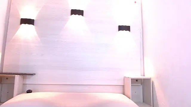 Alejandro_Max's cam snapshot