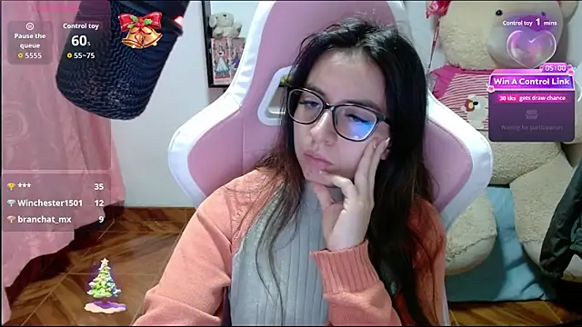 Maggie_Fox3's cam snapshot