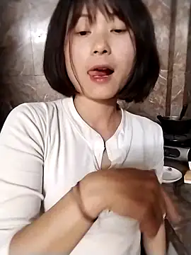 linda_bae00's cam snapshot