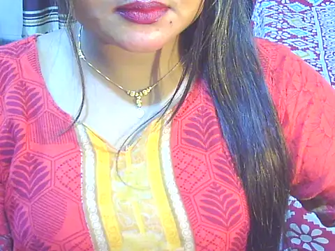 Nusrat_Faria07's cam snapshot