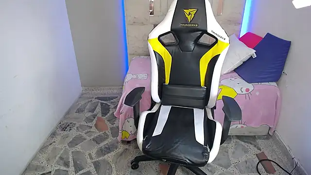 Little_bubu's cam snapshot