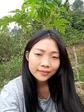 Thao201 live sex cam