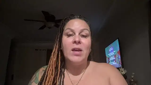 WorldsGreatestCockRater's cam snapshot