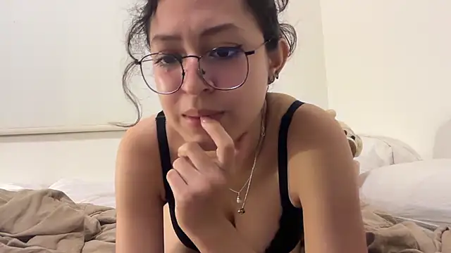 Alicatcua_ live sex cam