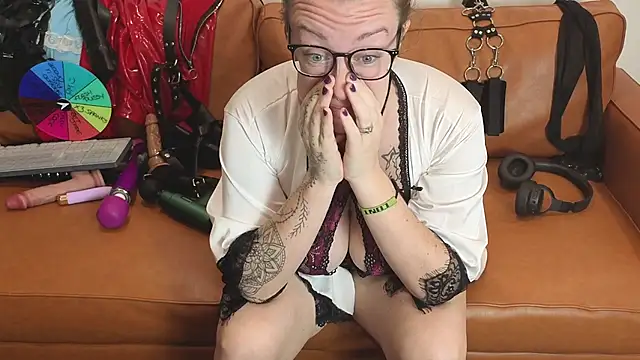 JadeStarUK's cam snapshot