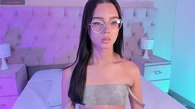 VictoriaMonroee_ live sex cam