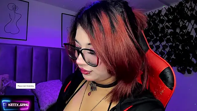 Kitty_Gang's cam snapshot