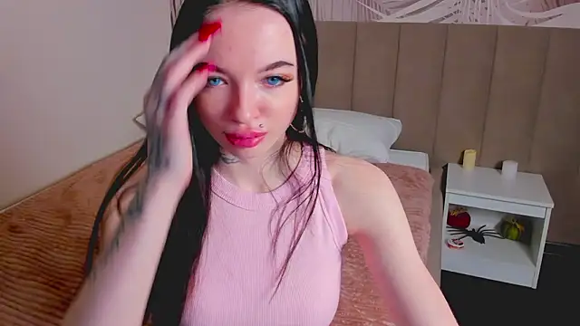 AdelineNoir's cam snapshot