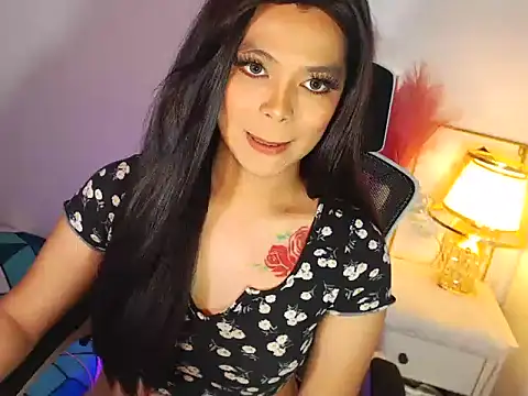 MajesticKitana live sex cam