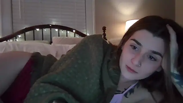 tattedsweets01's cam snapshot