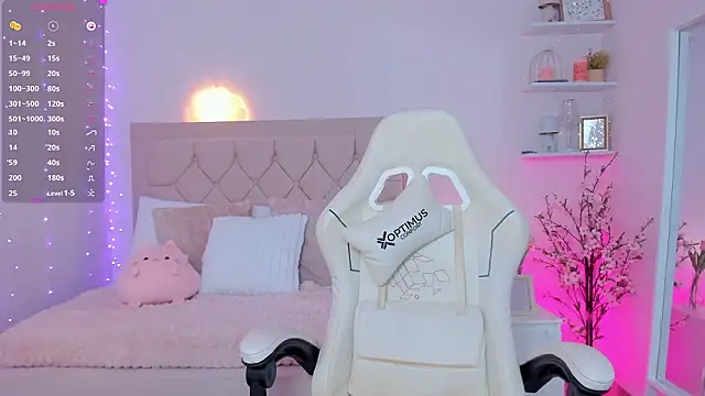 kim_dreams18's cam snapshot