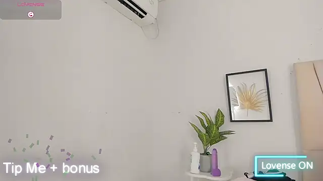 Nina_keller_'s cam snapshot