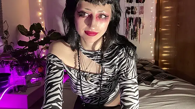 ELENA_UMBRA's cam snapshot