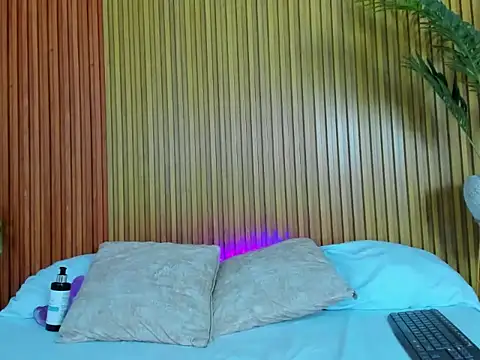 samantha_loughty's cam snapshot