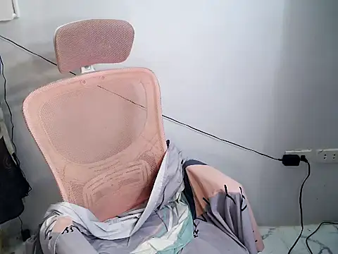 lovely_kristine22's cam snapshot