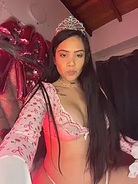 liahouses's cam snapshot