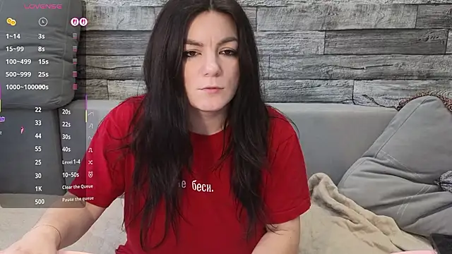 Vika_loves_you live sex cam