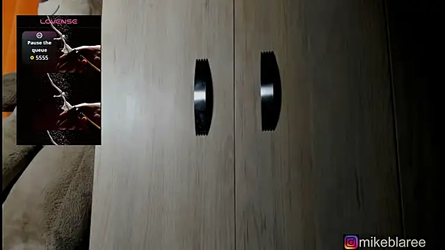 mikeblaree's cam snapshot