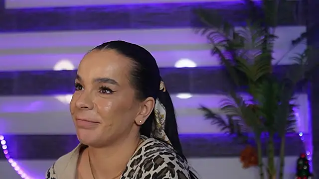 Miss_Denisse's cam snapshot