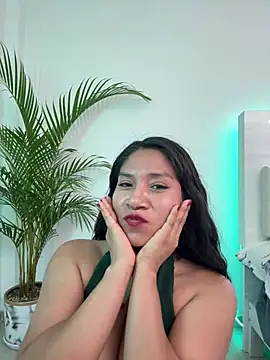 Ariana_TuFantasiaHot's cam snapshot