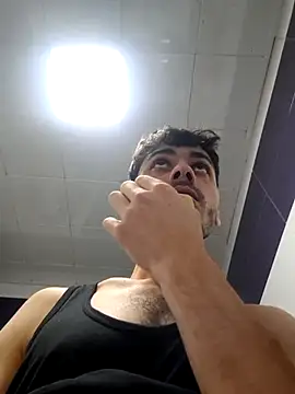 Bigpenis22sm live sex cam