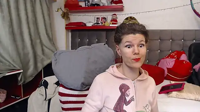 kellyterapy's cam snapshot