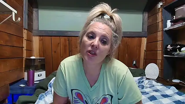 lisaxlovexxx's cam snapshot