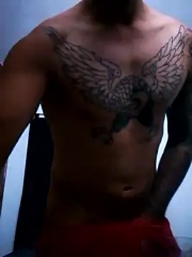 Leooo1722 live sex cam