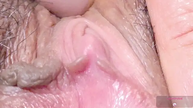 Alu_ryu live sex cam