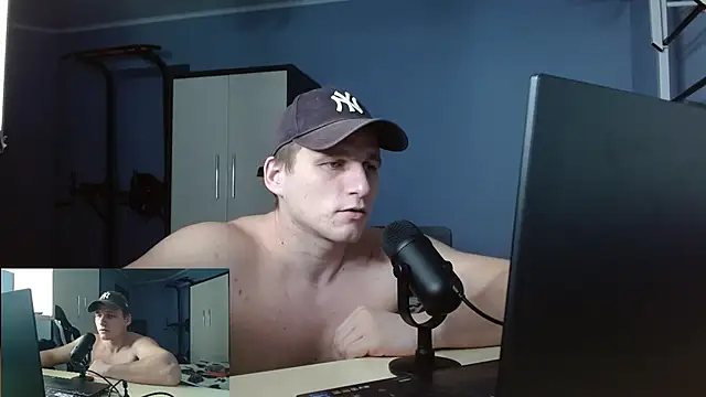 Poliglotjoe1's cam snapshot