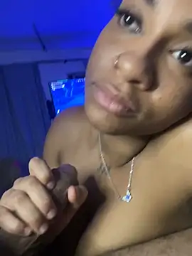 _keylafisher_'s cam snapshot