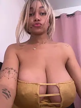 meliAngelical's cam snapshot