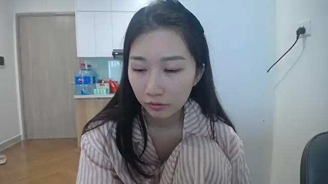 Asiagirll's cam snapshot