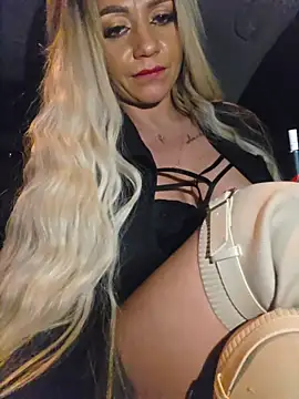 AlmaVelia's cam snapshot