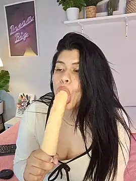 adhara-walk's cam snapshot