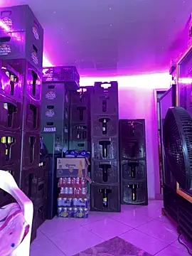 Hot_beauty__'s cam snapshot