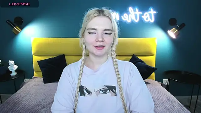 RuthBryant's cam snapshot