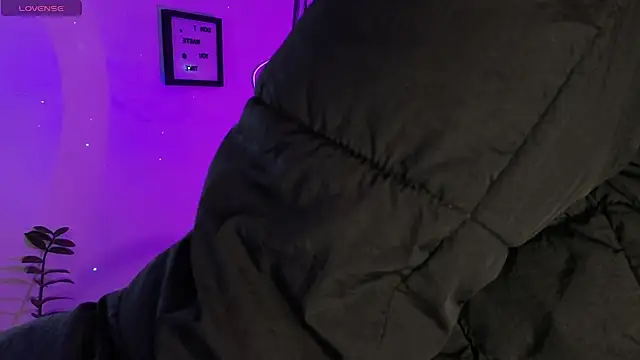 AnfisaLetyagho's cam snapshot