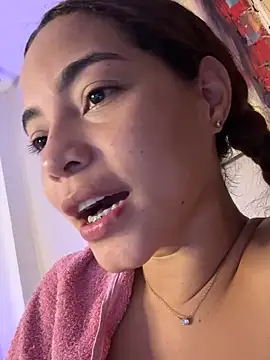 AkiraY10's cam snapshot