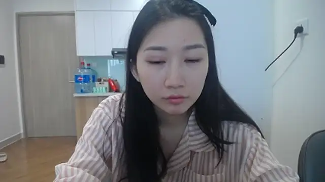 Asiagirll's cam snapshot