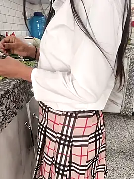 Shalu_G's cam snapshot